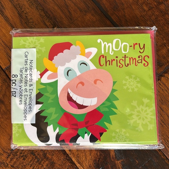 A great assortment of Christmas note cards and envelopes and notepads.  NWT - Picture 2 of 10